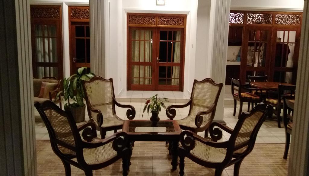 Surf Villa Хіккадува Екстер'єр фото