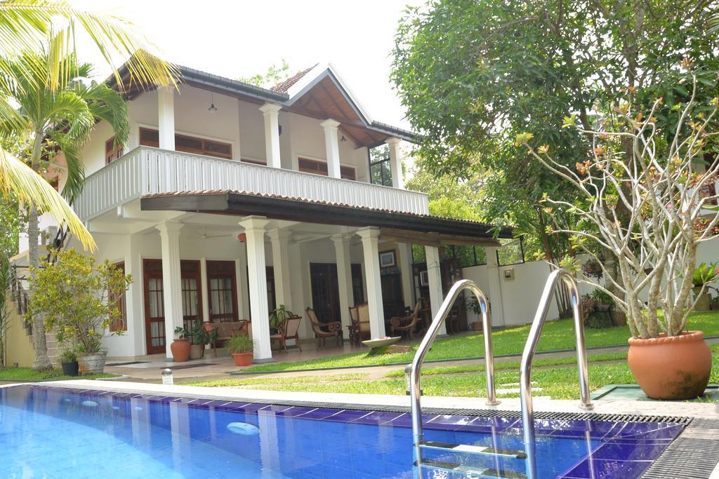 Surf Villa Хіккадува Екстер'єр фото
