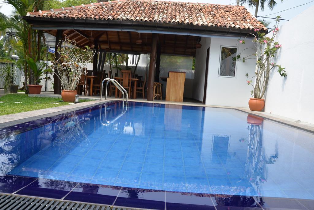 Surf Villa Хіккадува Екстер'єр фото