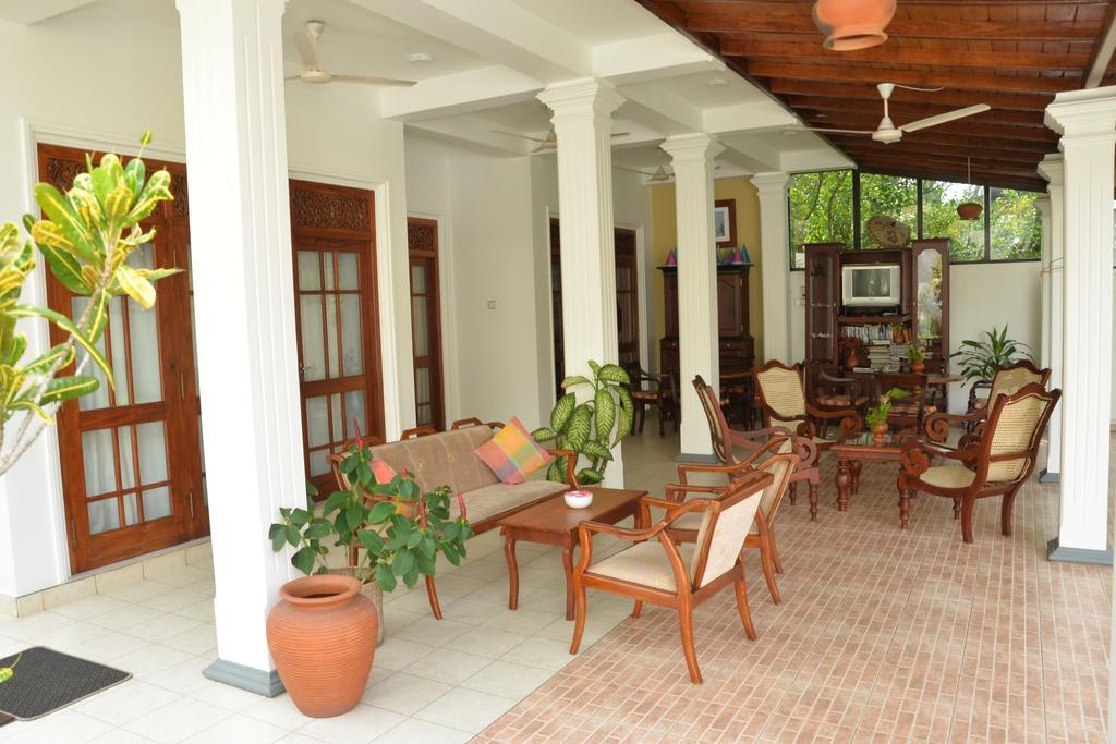 Surf Villa Хіккадува Екстер'єр фото
