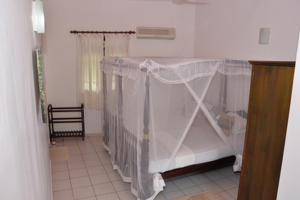 Surf Villa Хіккадува Екстер'єр фото